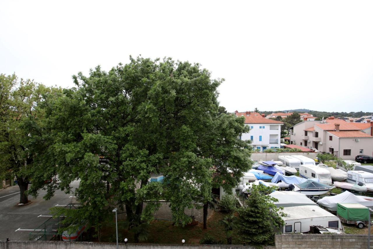 Apartman Izabela Medulin Exteriör bild